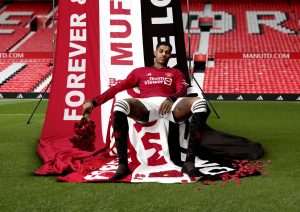 H23834_MUFC_FW23_HOME_MENS_RASHFORD_124_sROSES_sRGB_NON_ADIDAS